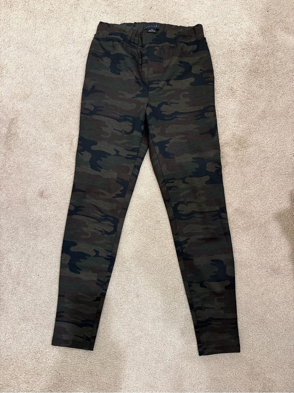 Sanctuary women’s  Camo Leggings - Olive & Black
